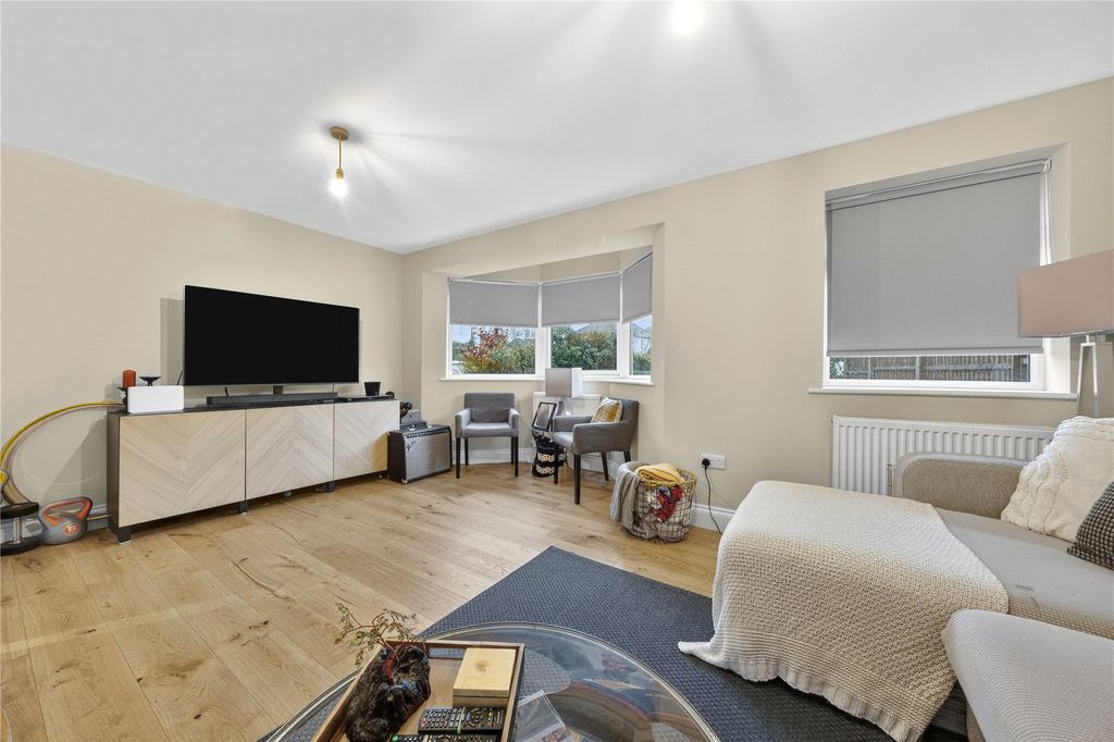 Property photo 2 of 19 Picture No. 10