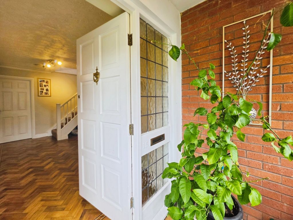 Property photo 3 of 46 Pbox-Img.Jpg