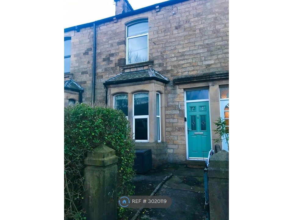 Property photo 2 of 25