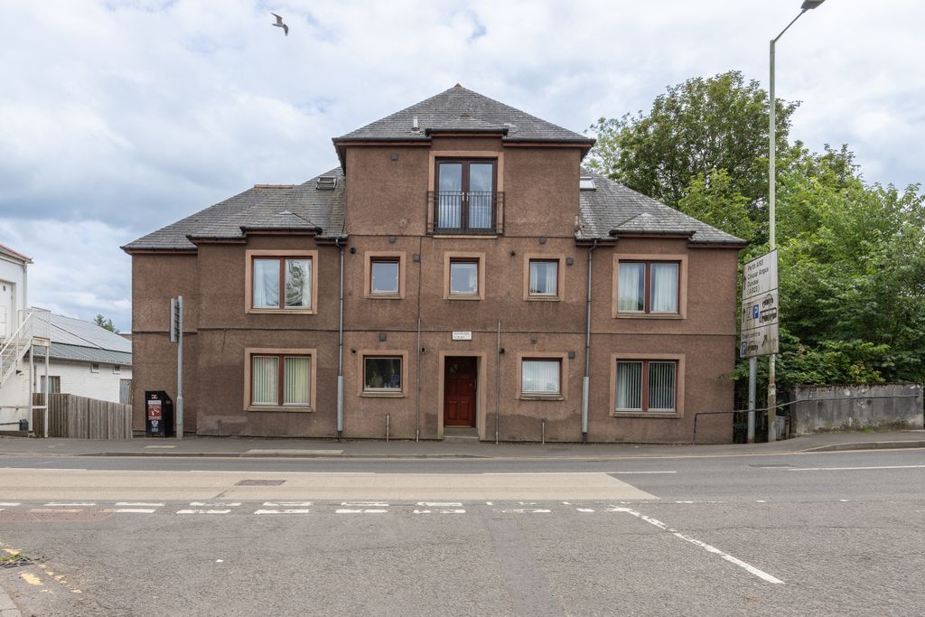 Property photo 1 of 15