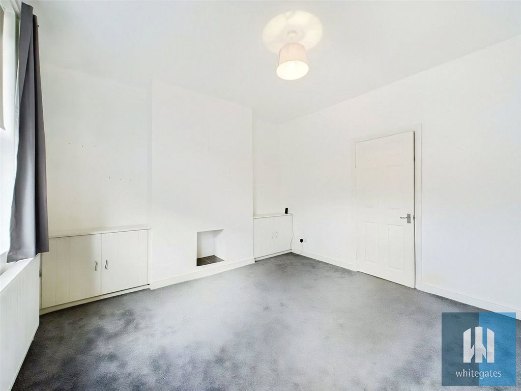 Property photo 3 of 9 Picture No. 06