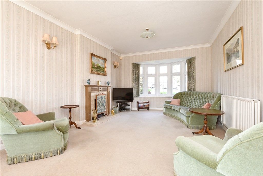 Property photo 2 of 20 Lounge Area