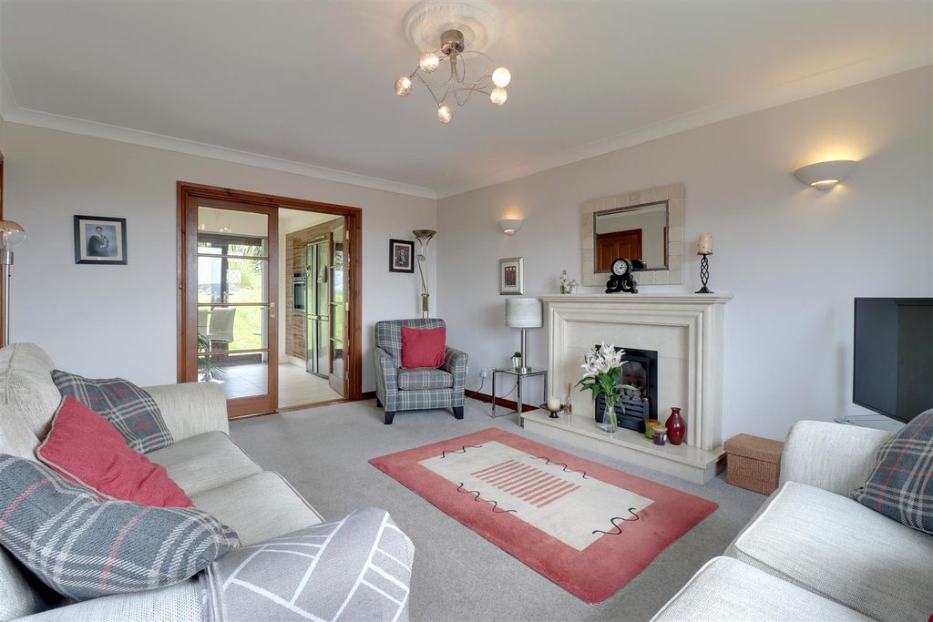 Additional image 13 of 4 bed detached house for sale8 Newtown Park, Newtownards BT23