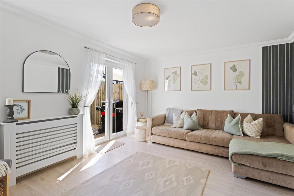 Property photo 2 of 33 2.Jpg