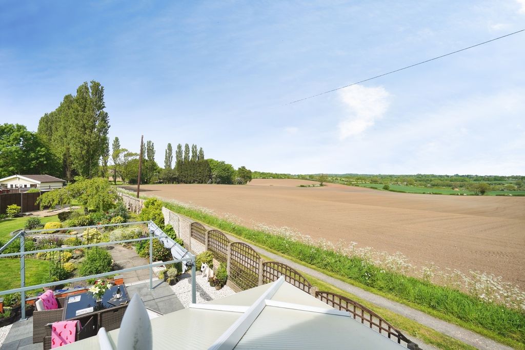 Additional image 18 of 2 bed cottage for saleLeicester Road, Ibstock, Leicestershire LE67