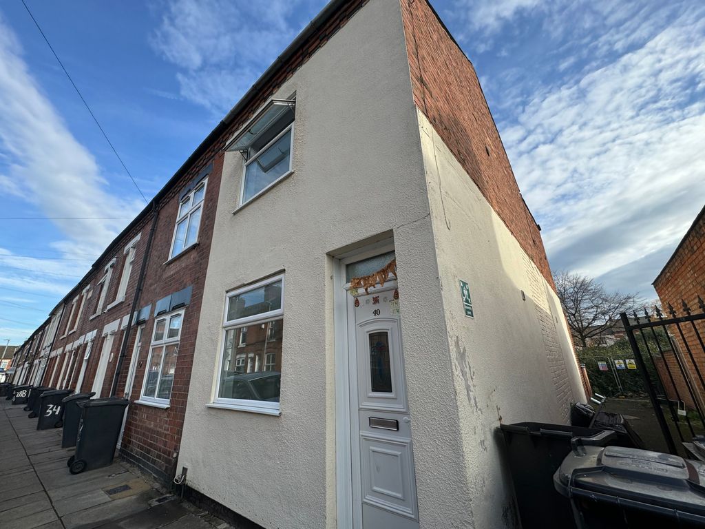 Property photo 1 of 7