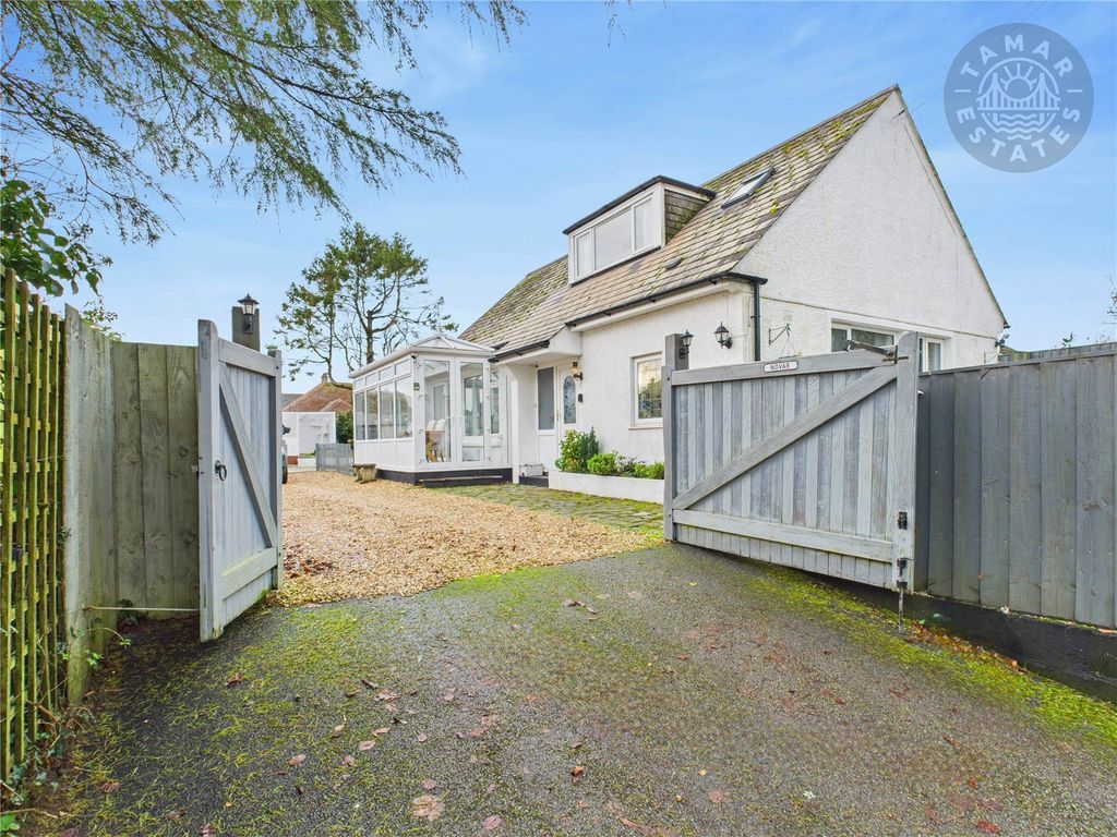 Property photo 1 of 22 Front Aspect