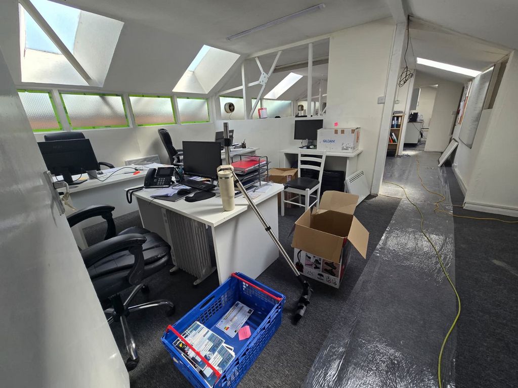 Property photo 1 of 4