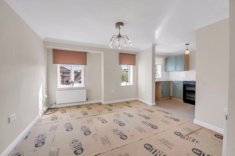 Property photo 2 of 10 Sitting Room