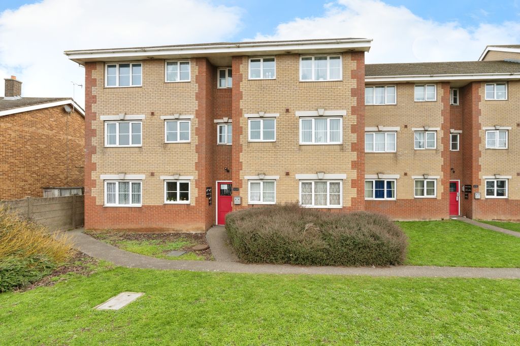 Property photo 2 of 15