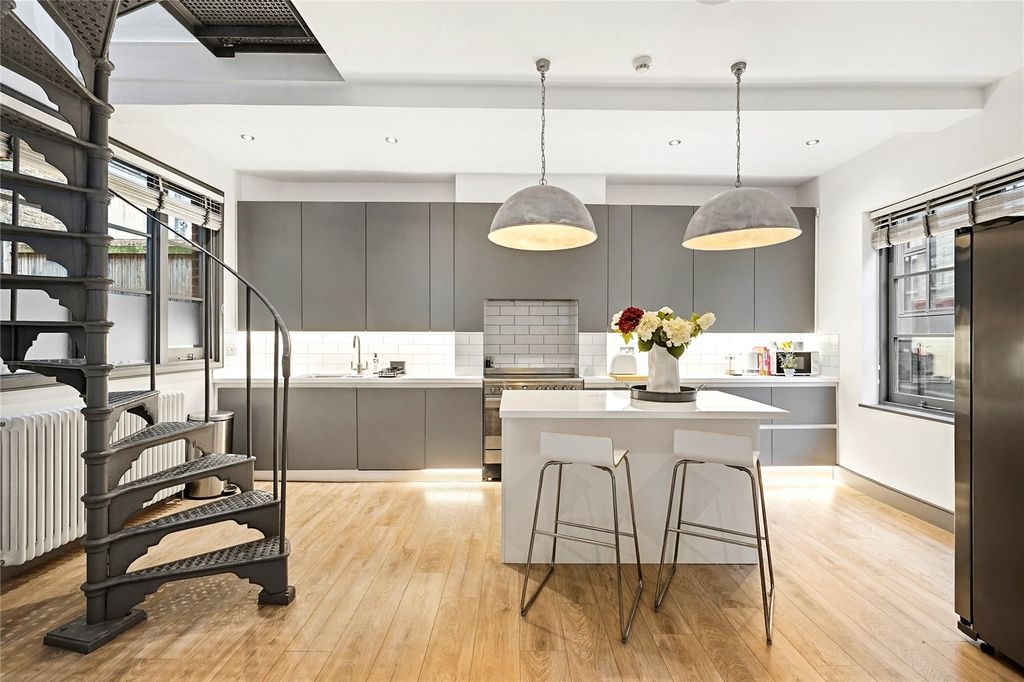 Property photo 1 of 15 Reception Room