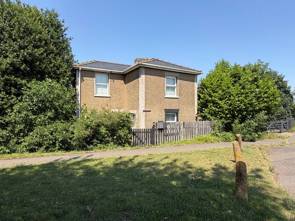 Property photo 1 of 4