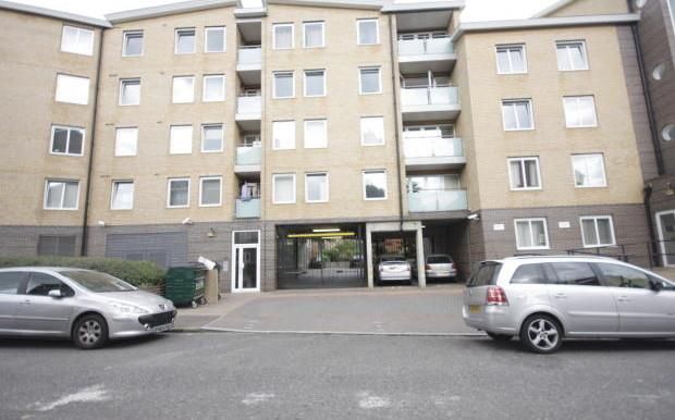 Property photo 1 of 8