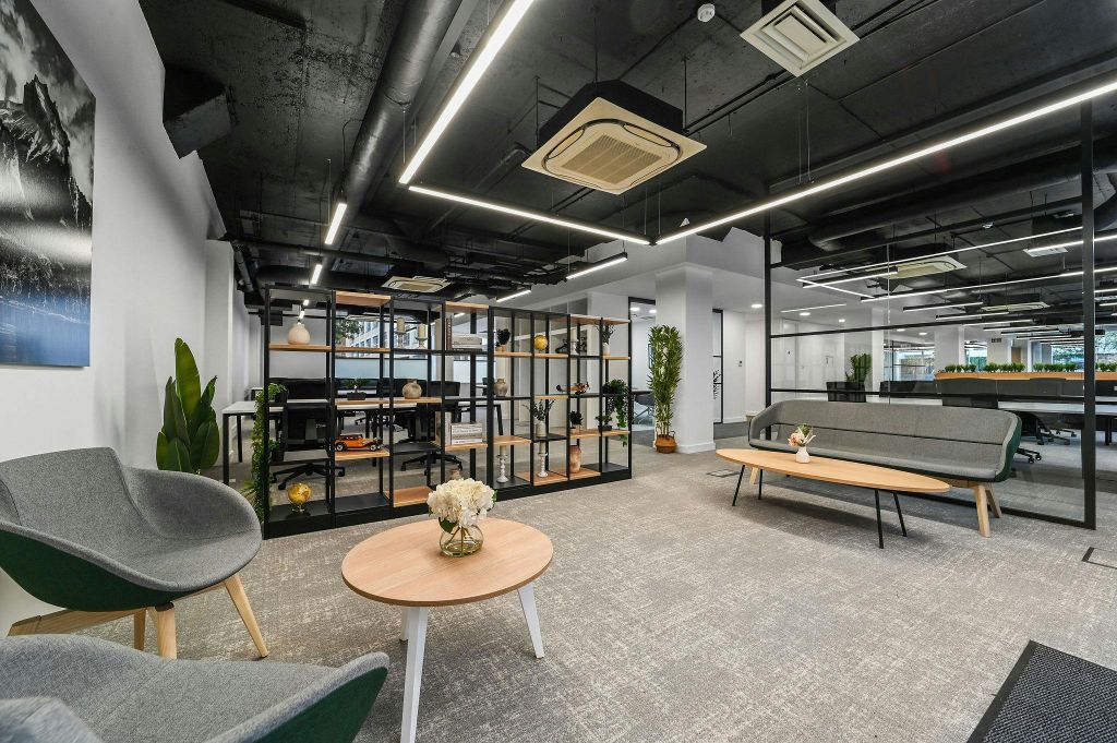 Property photo 3 of 7 Pt-Bc-135Shepherdesswalk-23.Jpg