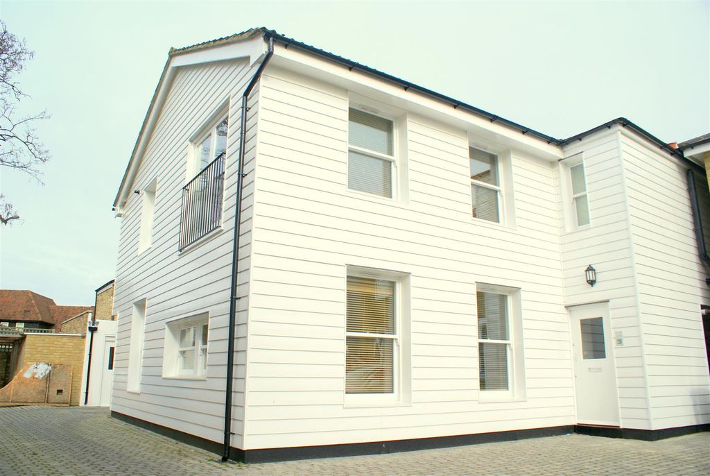 Property photo 1 of 4 Highres1258037.Jpg