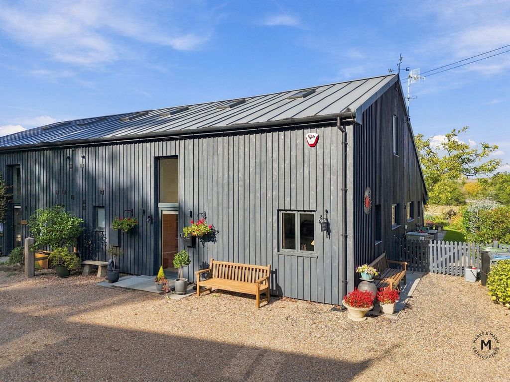 Property photo 1 of 33