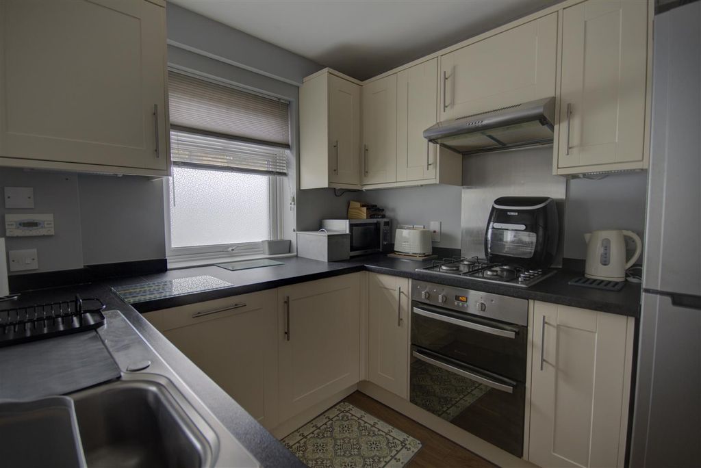 Property photo 3 of 27 Img_8718_19_20.Jpg