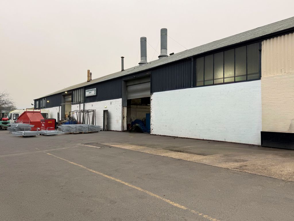 Property photo 2 of 3