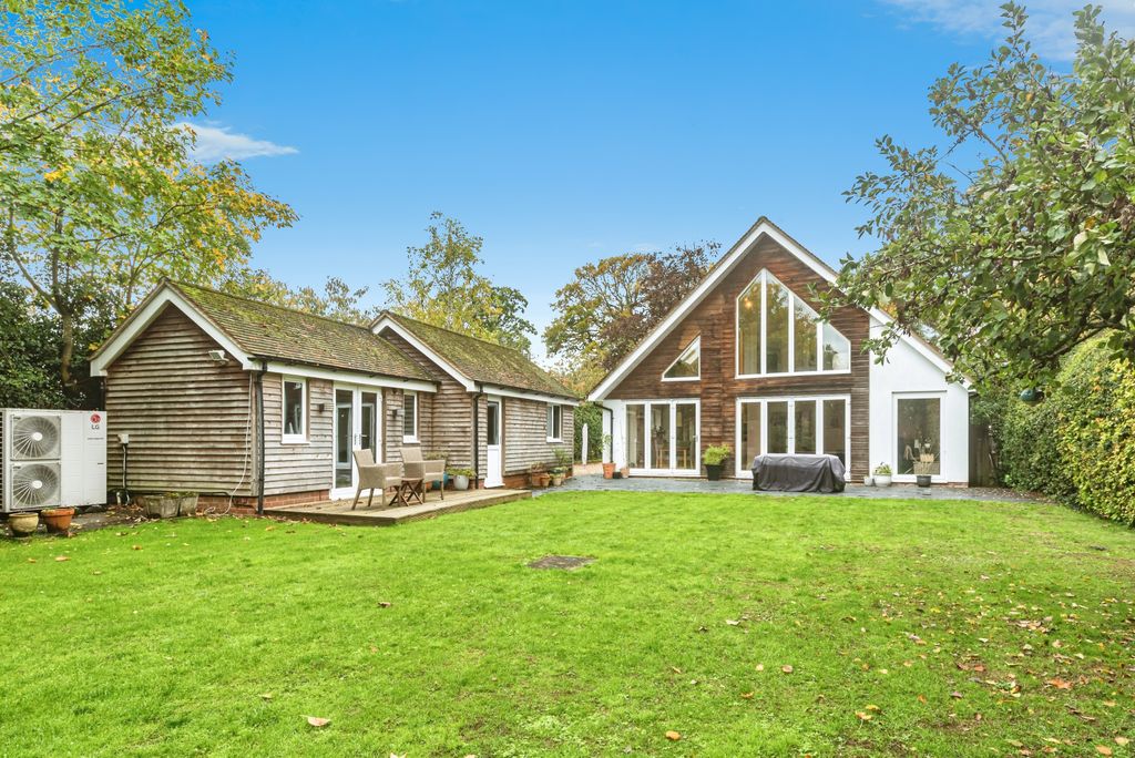 Property photo 1 of 18 Photo #1