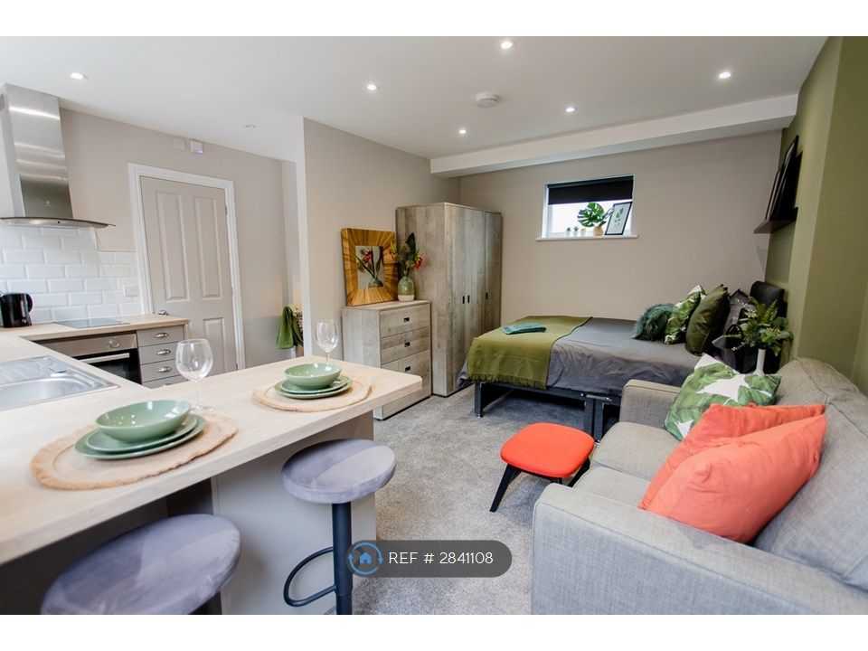 Property photo 1 of 19 Studio