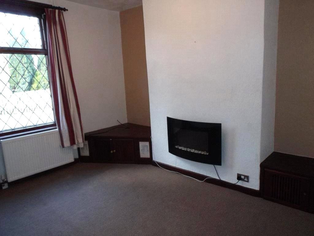 Property photo 3 of 9 Lounge