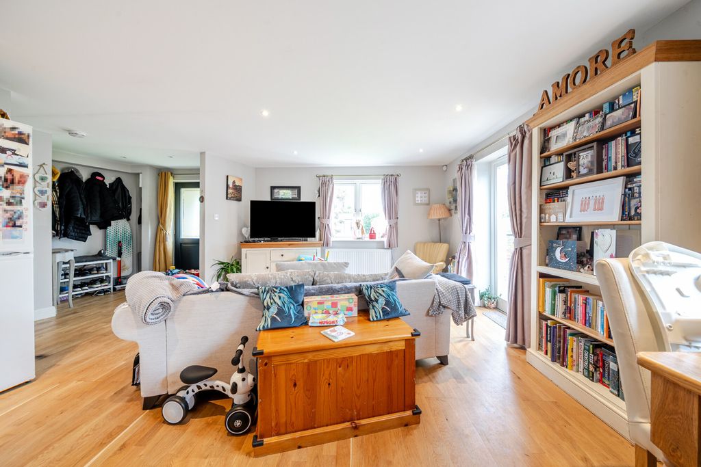 Property photo 3 of 14 1262952 (2).Jpg