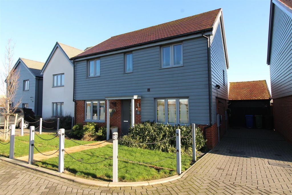 Property photo 2 of 23 Exterior