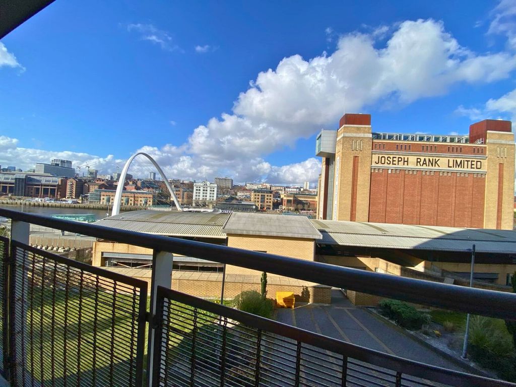 Property photo 2 of 10 10 Baltic Quay Newcastle View
