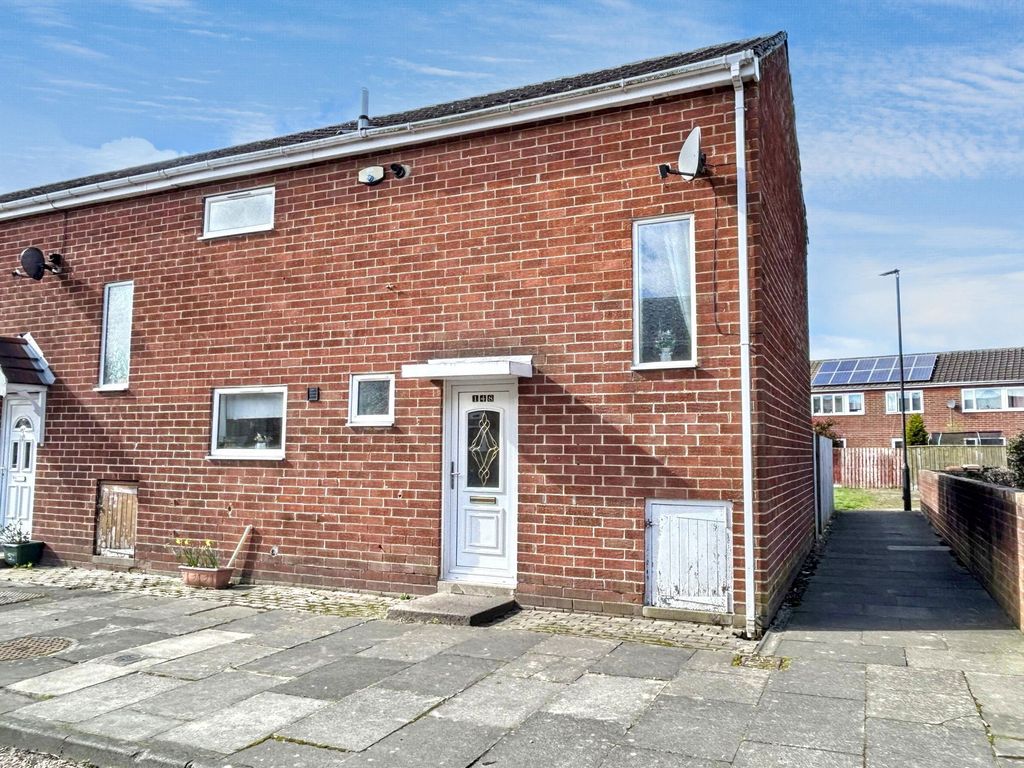 Property photo 1 of 12