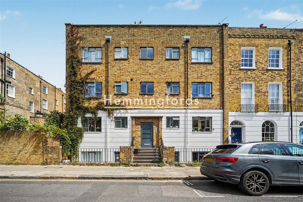 Property photo 1 of 13 112046.Jpg