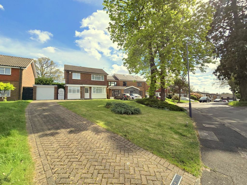 Property photo 1 of 20 Photo 23