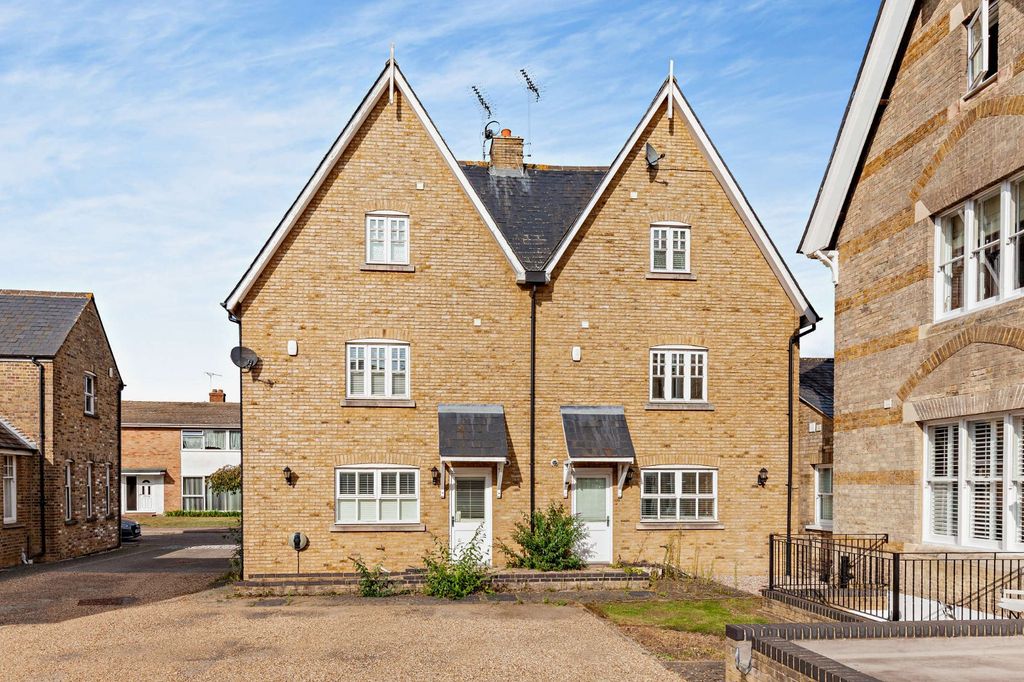 Property photo 3 of 17 Picture No. 06