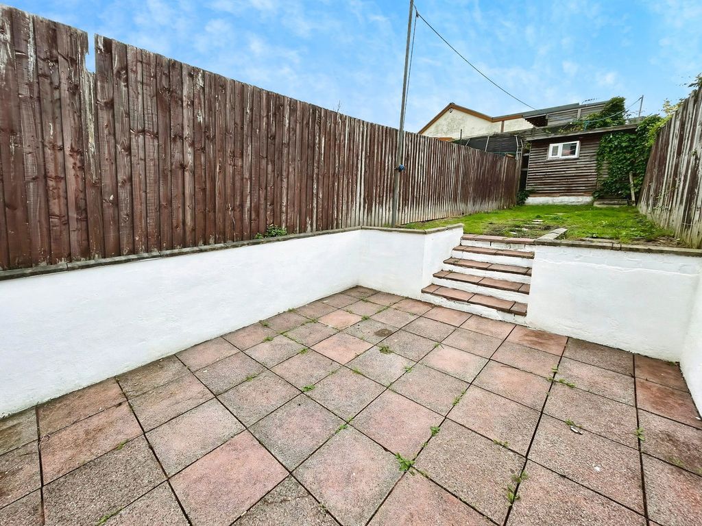 Property photo 3 of 16