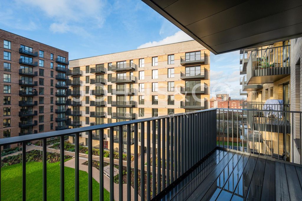 Property photo 2 of 7