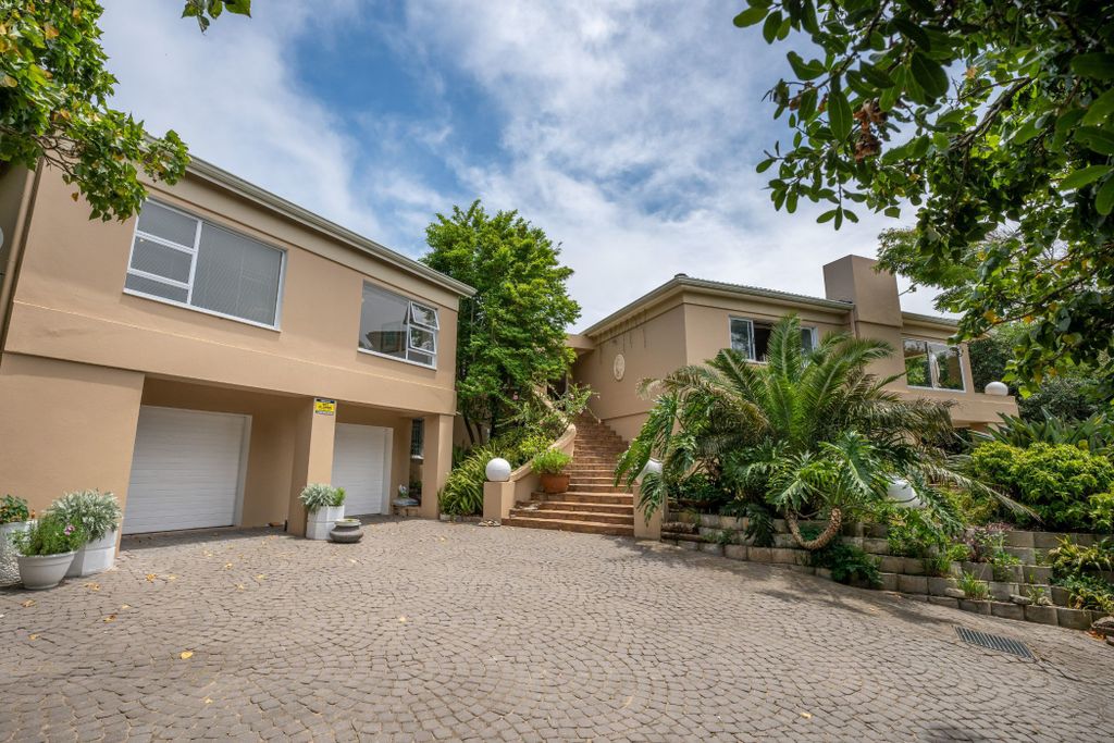 Property photo 2 of 71