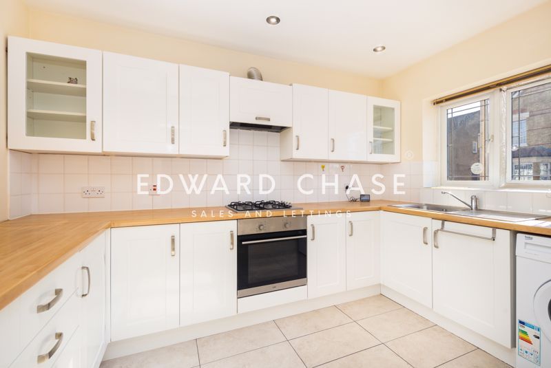 Property photo 3 of 26 Photo 14