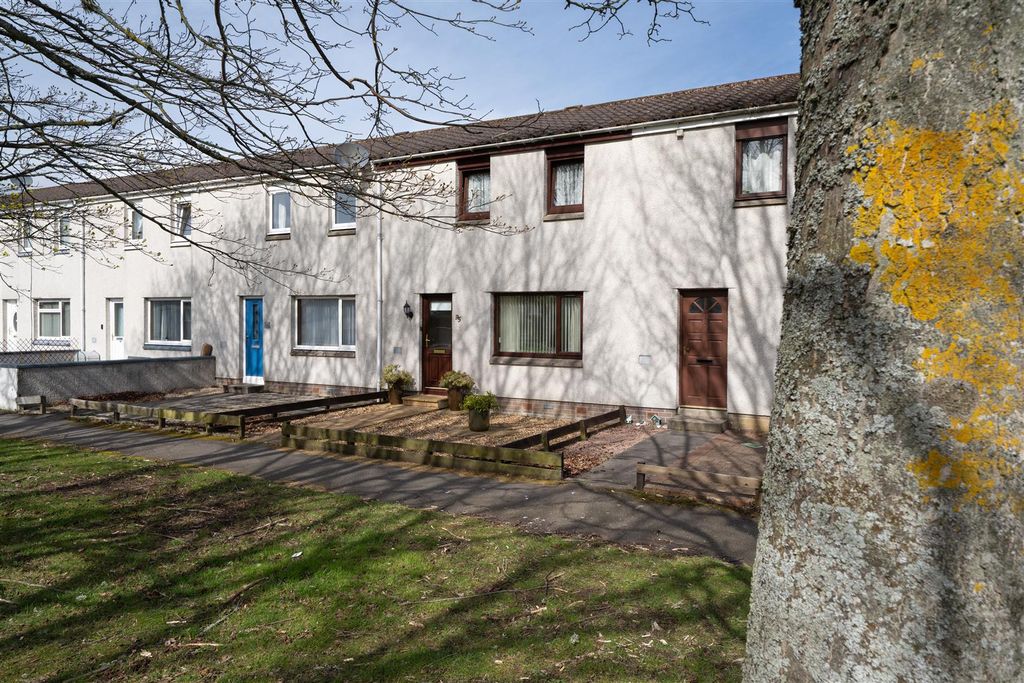 Property photo 1 of 10 1-Front-Photo-95-Milton-Crescent-Inverness-IV23Dh.