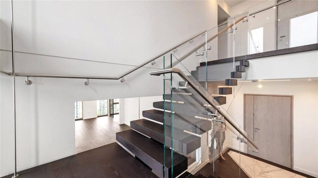 Damac Tower, 67 Bondway SW8 photo 4