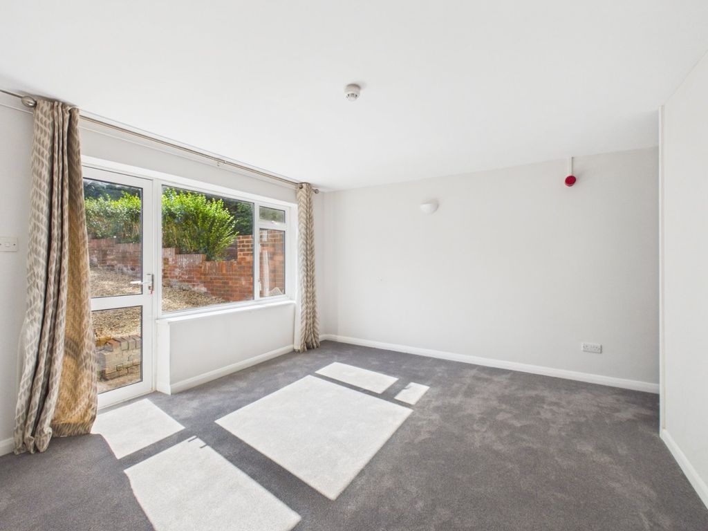 Property photo 3 of 11 Picture No. 31