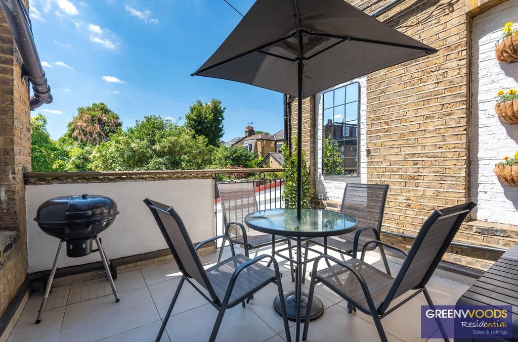 Property photo 3 of 10 Picture No. 07