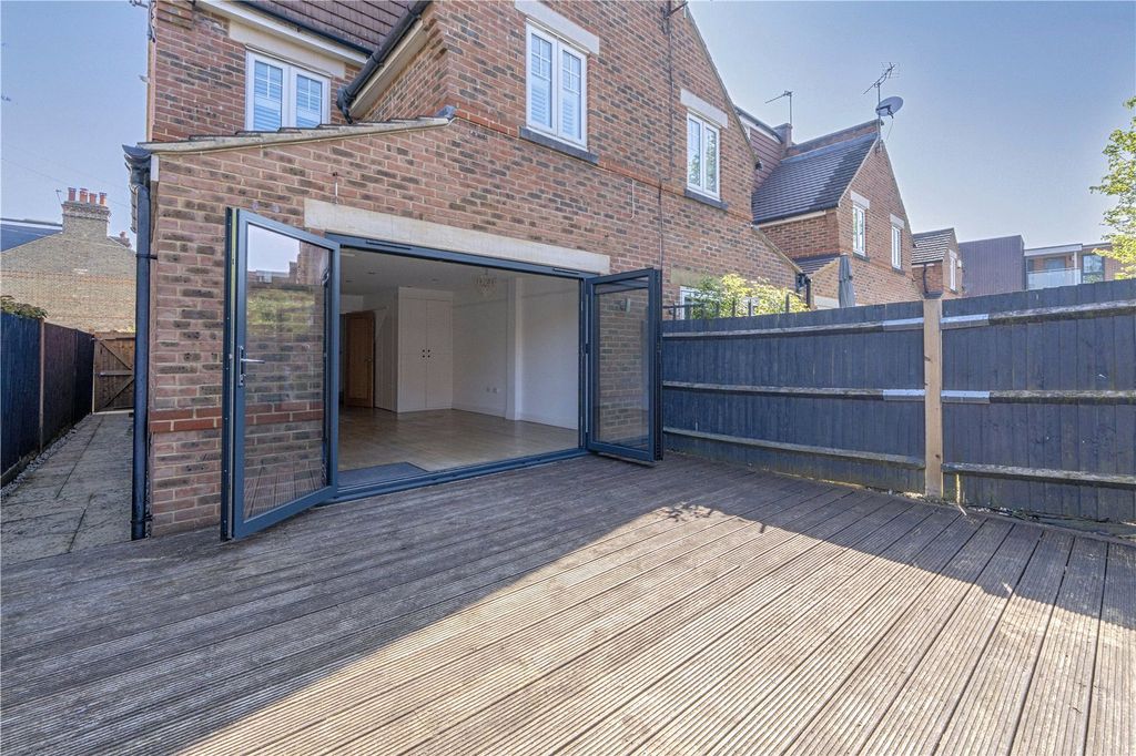 Property photo 2 of 13 Picture No. 33