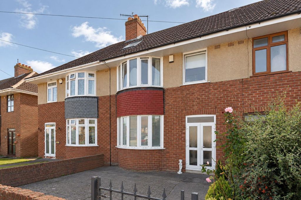Property photo 1 of 30