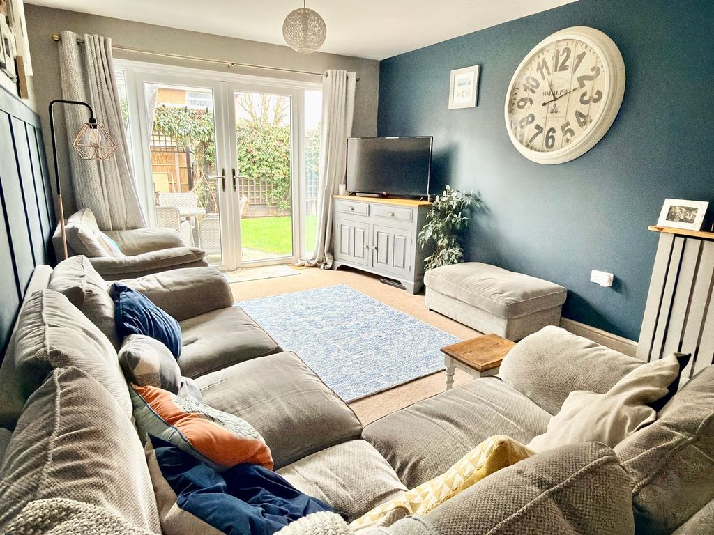 Property photo 3 of 14