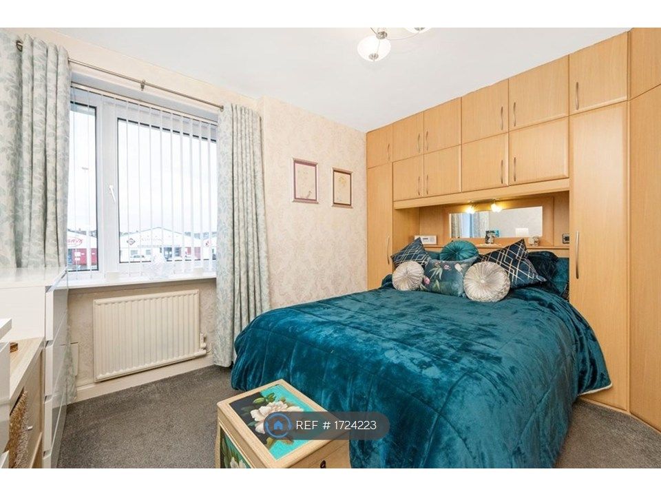 Property photo 3 of 7