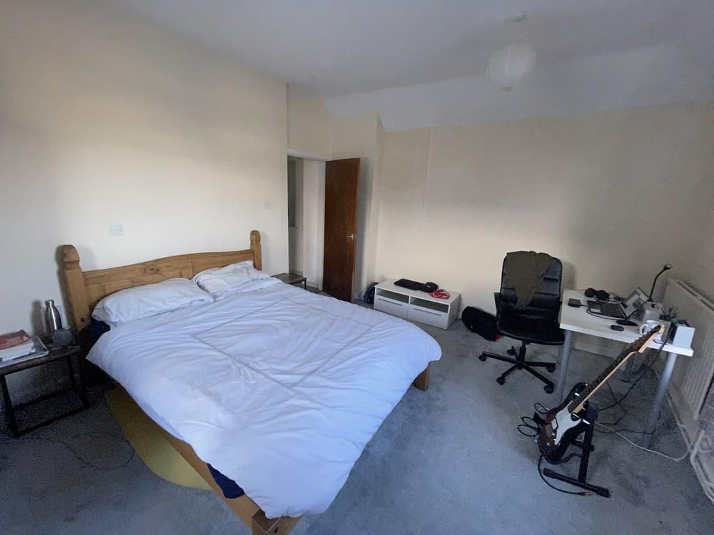 Additional image 6 of 3 bed flat for saleSt. Gluvias Street, Penryn TR10