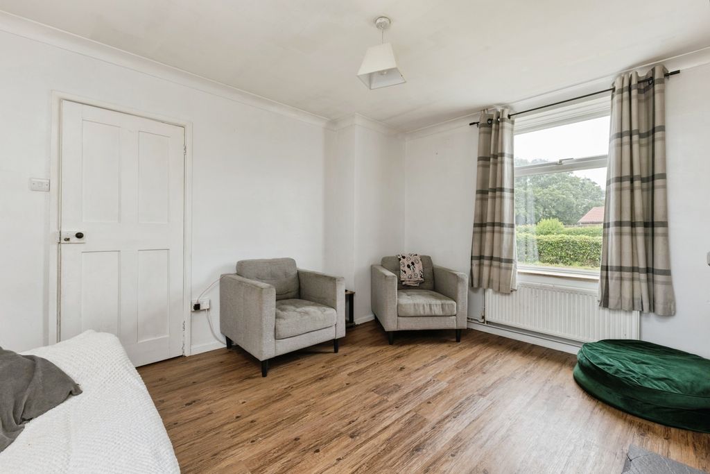 Property photo 2 of 18 Pbox-Img.Jpg