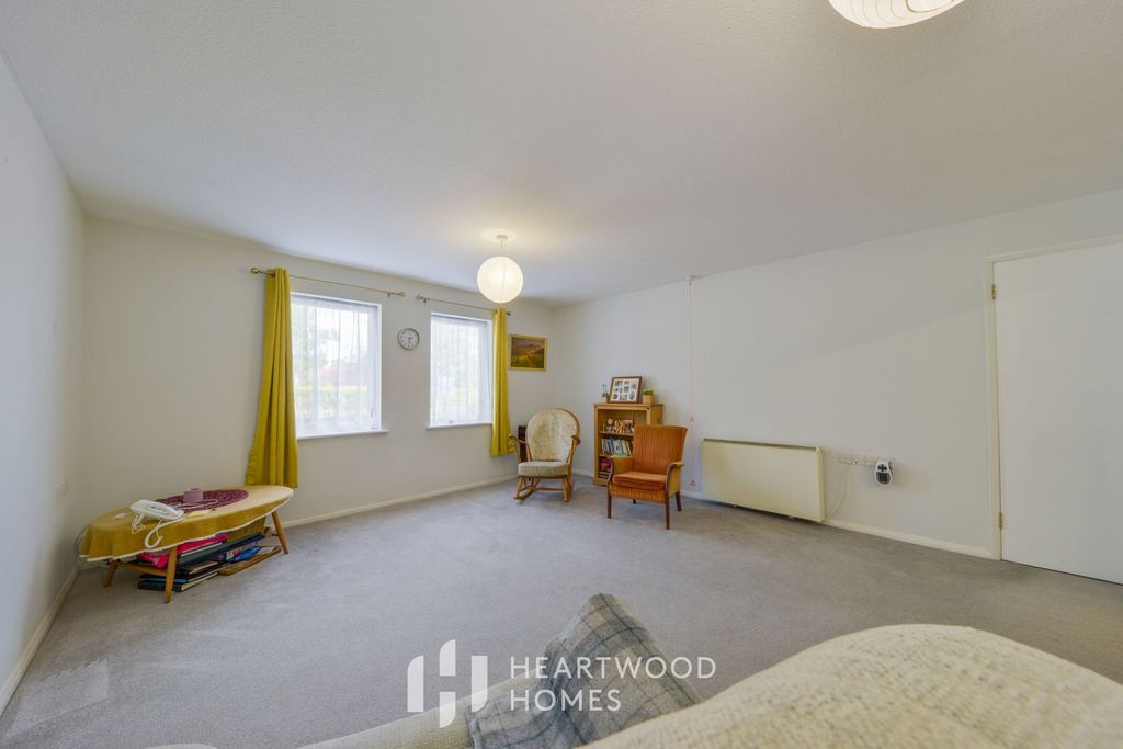 Property photo 3 of 13