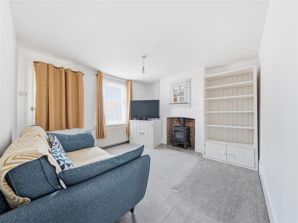 Property photo 3 of 21 73 Lower Herne Road (12).Jpg