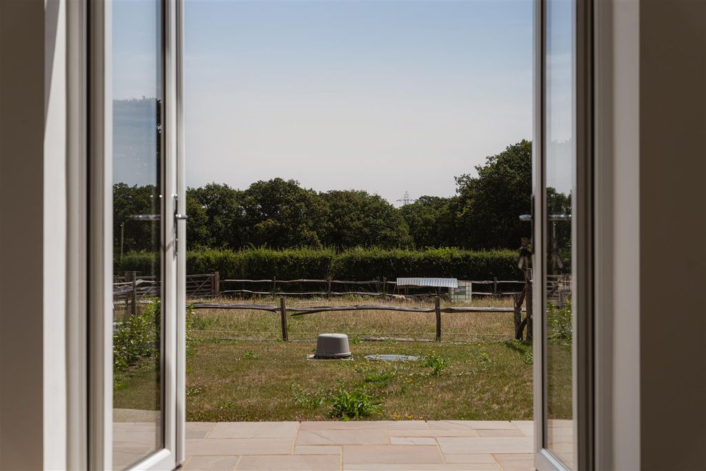Property photo 3 of 16 7.Jpg