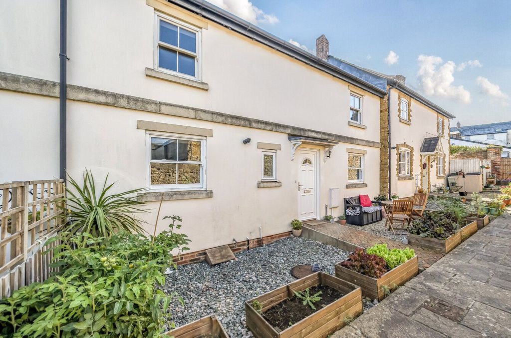 Property photo 1 of 17 Front Elevation